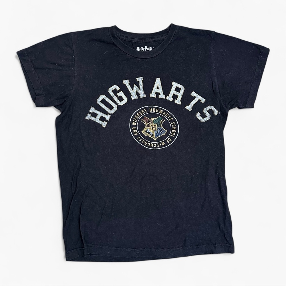 Harry Potter Hogwarts Graphic Tee Size S – Wizarding World Streetwear